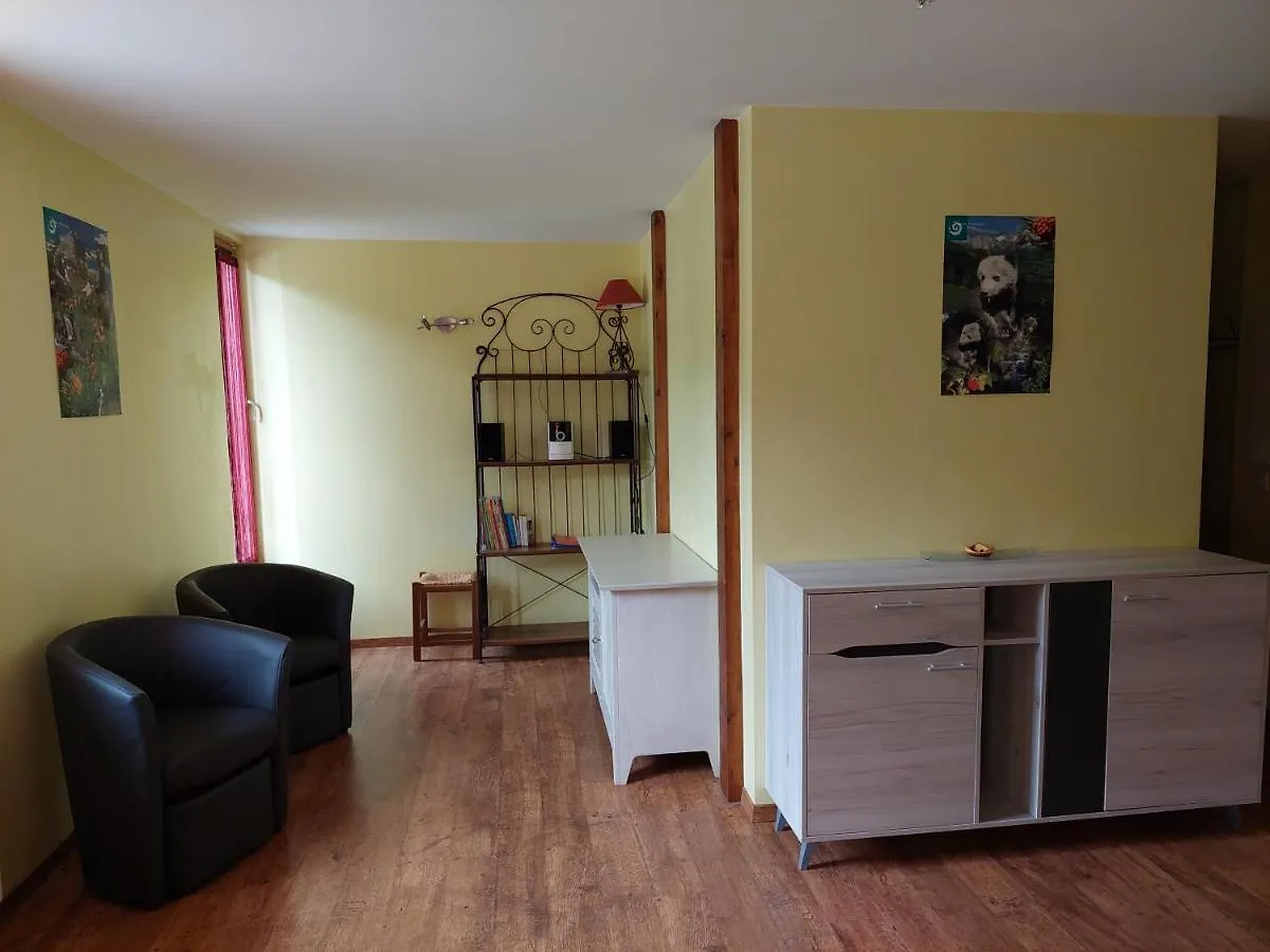 Bel Appartement Duplex Avec Jardin Pour 6 Personnes location